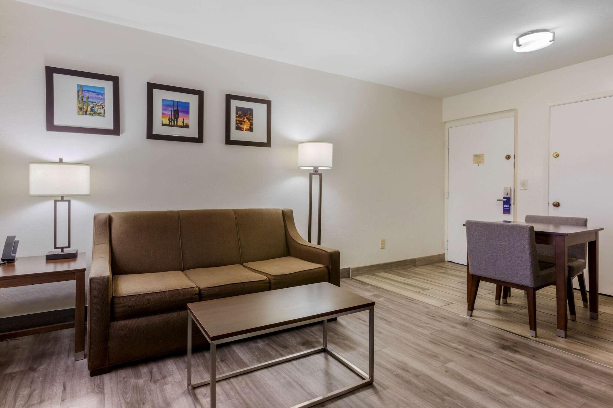 Comfort Suites At Sabino Canyon Tucson Extérieur photo